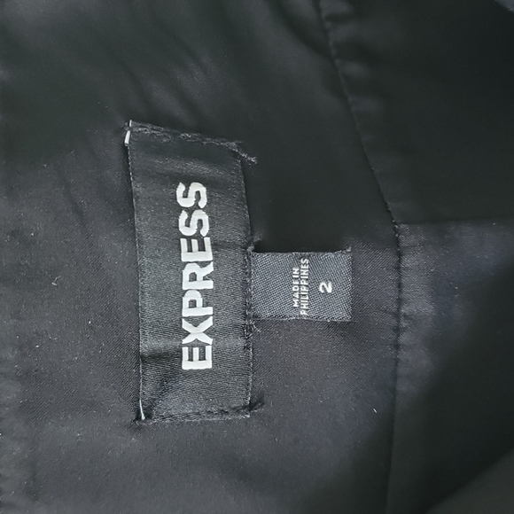 Express faux leather mini skirt - Picture 3 of 5